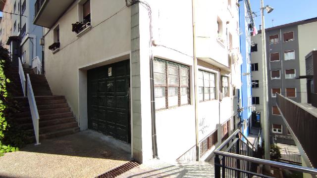 Imagen 1 Inmueble 306098 - Local Industrial en venta en Eibar / San Kristobal kalea