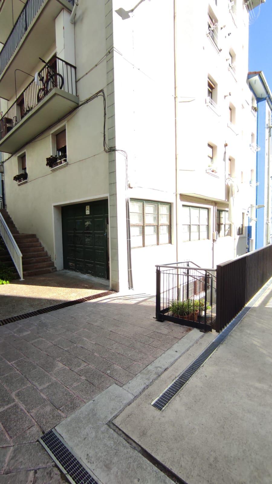 Imagen 4 Local Industrial en venta en Eibar / San Kristobal kalea