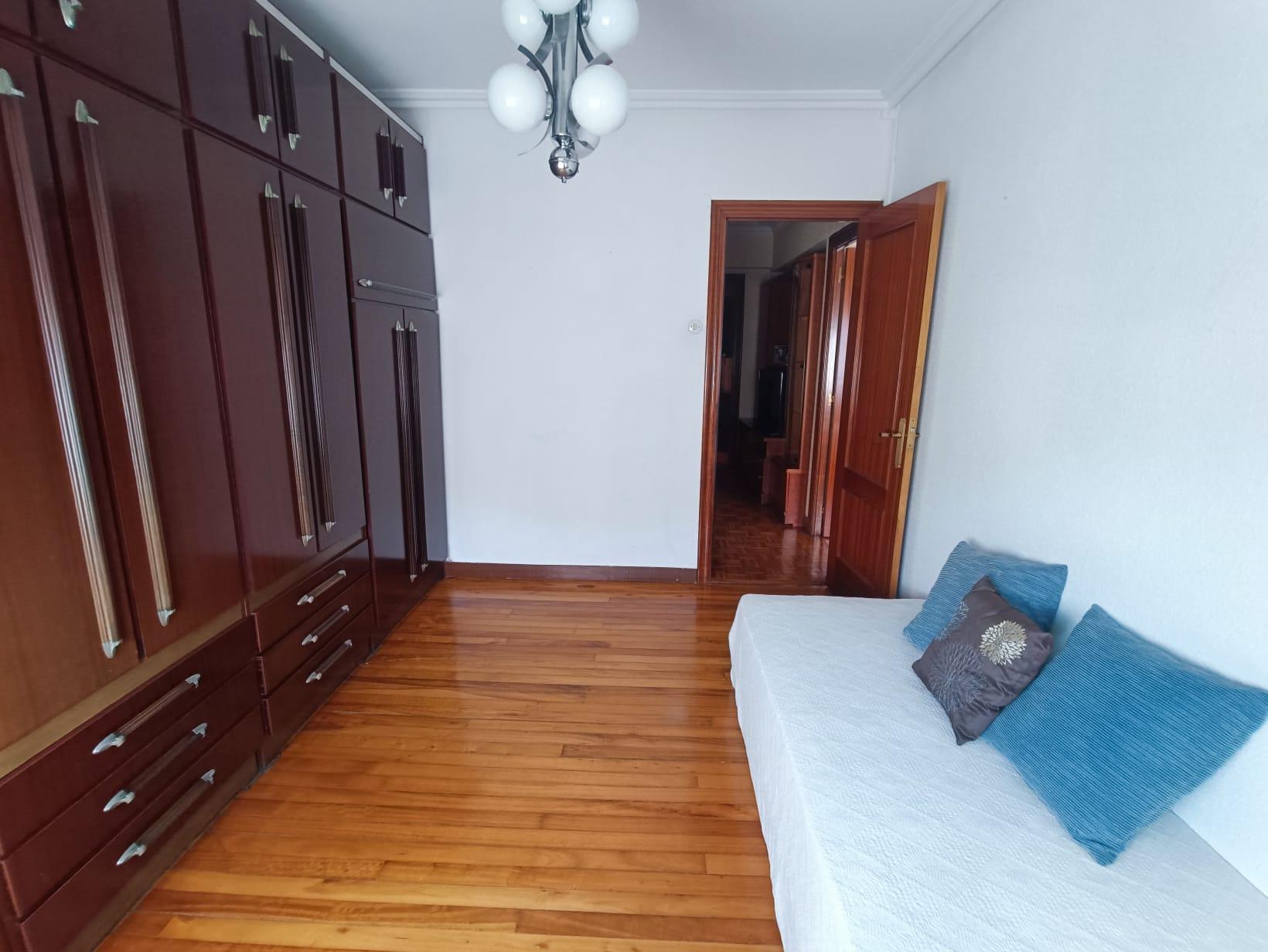 Imagen 12 Piso en venta en Eibar / Legarre-gain kalea 5