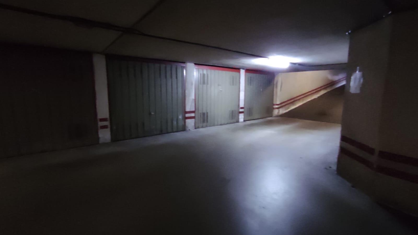 Imagen 1 Parking Coche en venta en Berriz / Calle bidegain Berriz