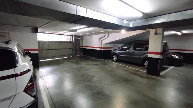 Imagen 2 Inmueble 306303 - Parking Coche en alquiler en Eibar / Zona     Ipurua