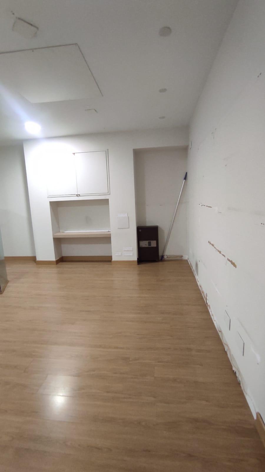 Imagen 4 Local Comercial en alquiler en Ermua / Calle San Pelayo 