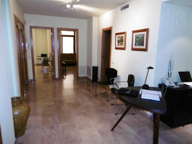 Imagen 1 Inmueble 210996 - Oficina Comercial en venta en Lleida / Despatx Comercial a Balmes