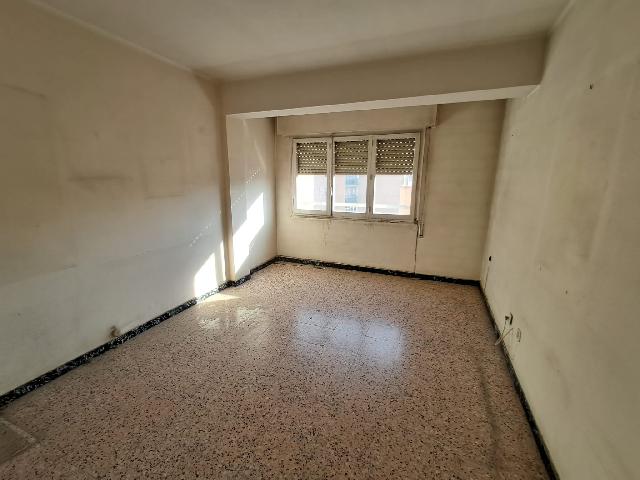 Imagen 1 Inmueble 228625 - Piso en venta en Lleida / Junto a Bisbe Ruano