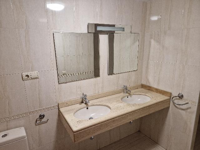 Imagen 9 Inmueble 262386 - Piso en venta en Lleida / Zona Avenida Cataluña