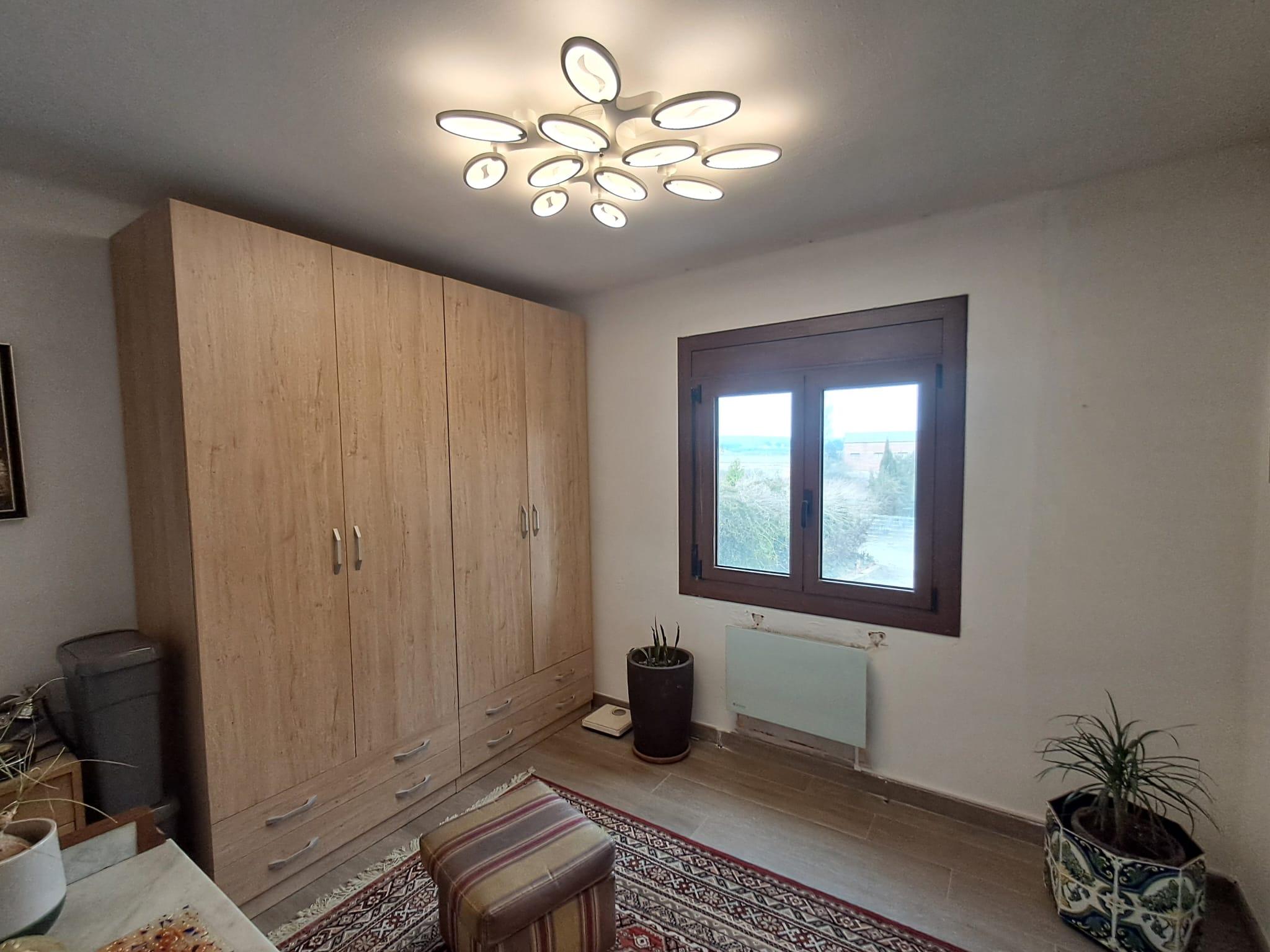 Imagen 16 Casa en venta en Lleida / Casa con parcela de 7.000 m2