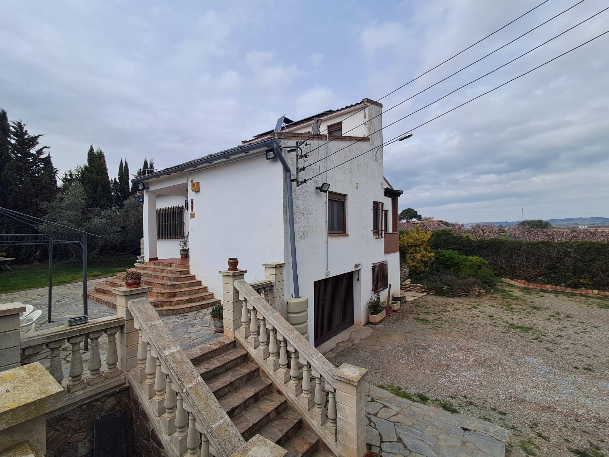 Imagen 27 Casa en venta en Lleida / Casa con parcela de 7.000 m2