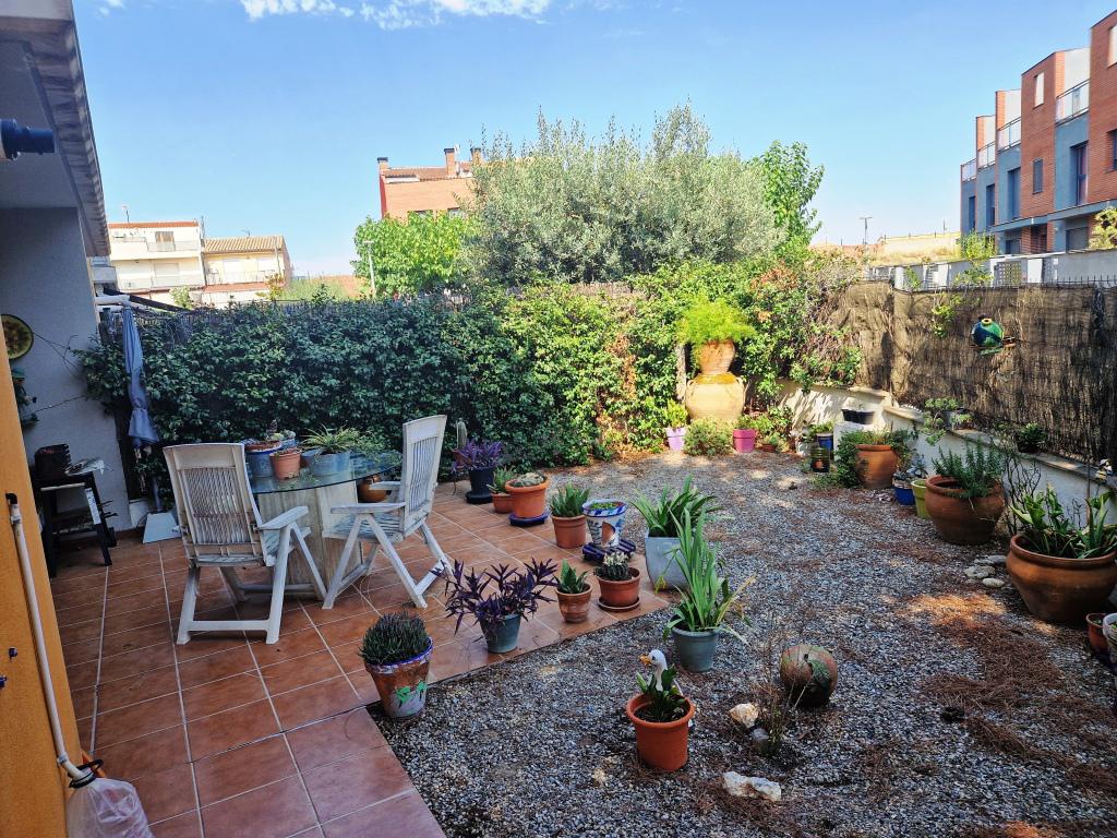 Imagen 4 Casa en venta en Corbins / Casa adosada esquinera en Corbins