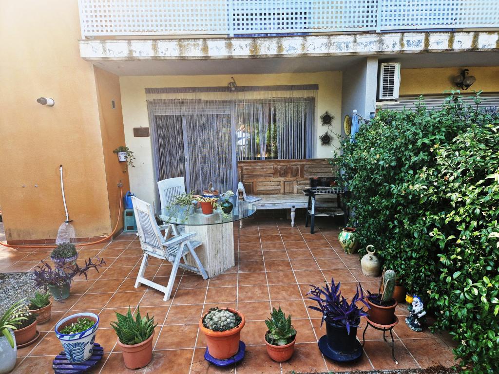Imagen 2 Casa en venta en Corbins / Casa adosada esquinera en Corbins