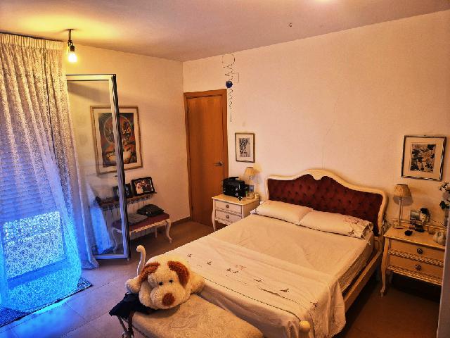 Imagen 15 Inmueble 285355 - Casa en venta en Corbins / Casa adosada esquinera en Corbins