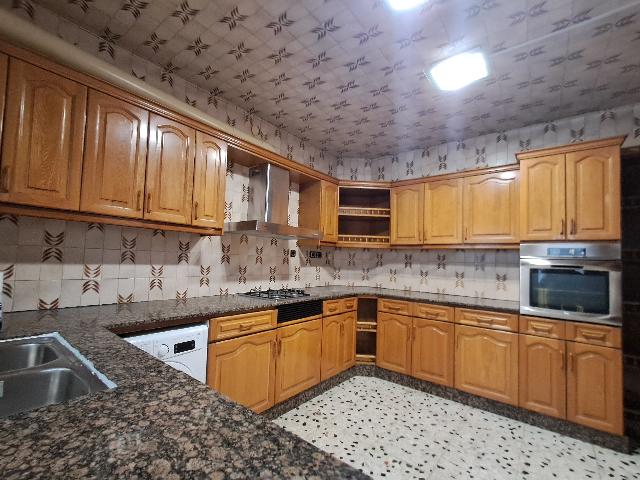 Imagen 4 Inmueble 292989 - Piso en venta en Lleida / Cerca del Colegio L`Estonac