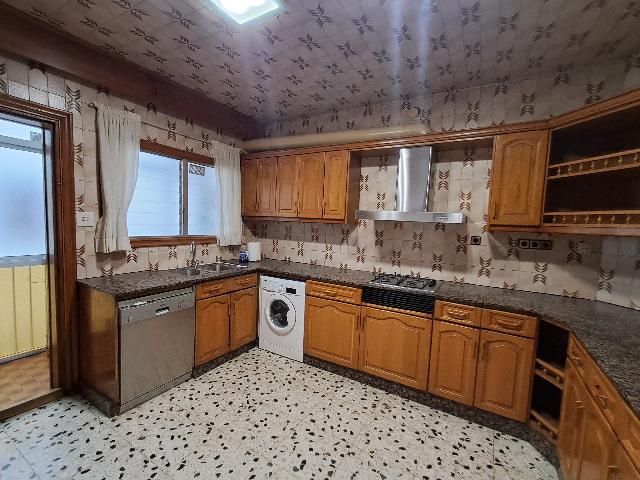 Imagen 5 Inmueble 292989 - Piso en venta en Lleida / Cerca del Colegio L`Estonac