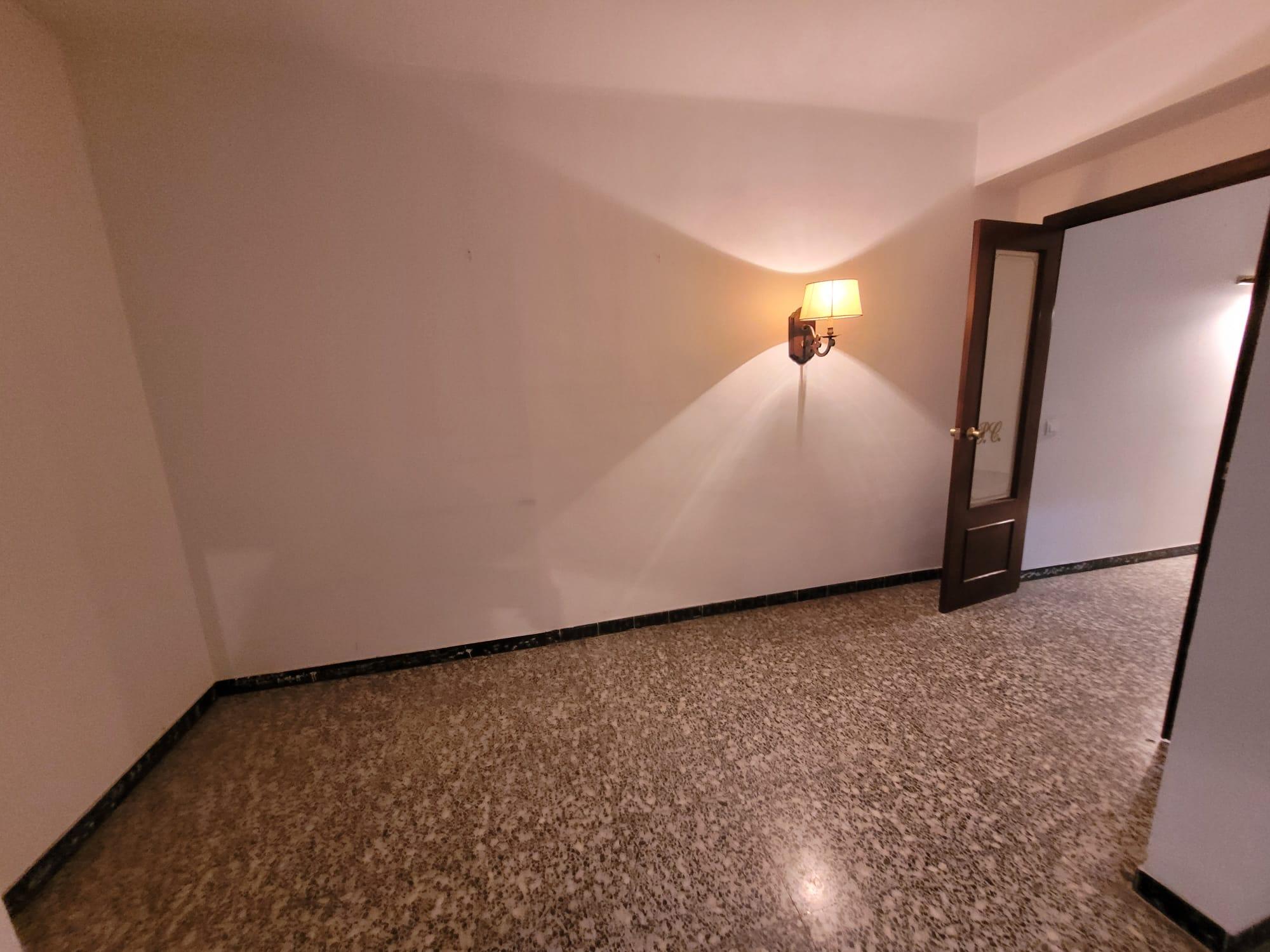 Imagen 2 Piso en venta en Lleida / Avenida Prat de la Riba