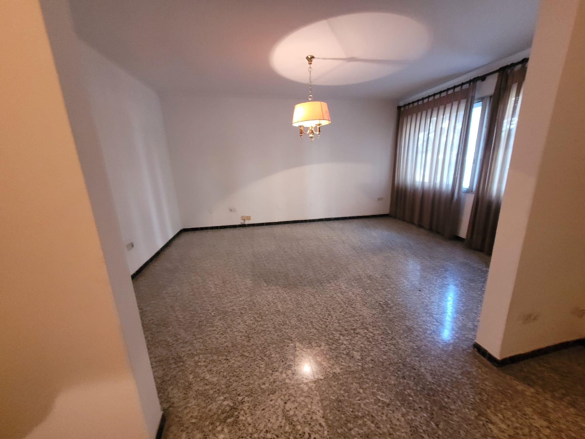 Imagen 1 Piso en venta en Lleida / Avenida Prat de la Riba