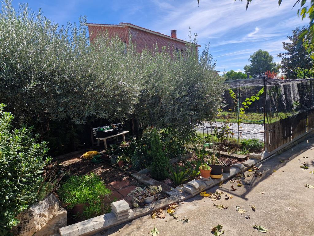 Imagen 21 Casa en venta en Alguaire / Urbanització El Tabac Imagen 21 Casa en venta en Alguaire / Urbanització El Tabac