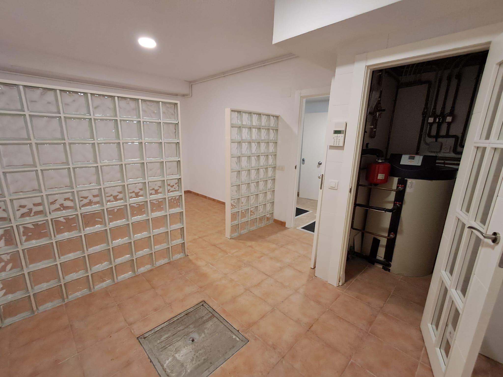 Imagen 15 Casa en venta en Torrefarrera / Casa adosada de alto standing en Torrefarrera