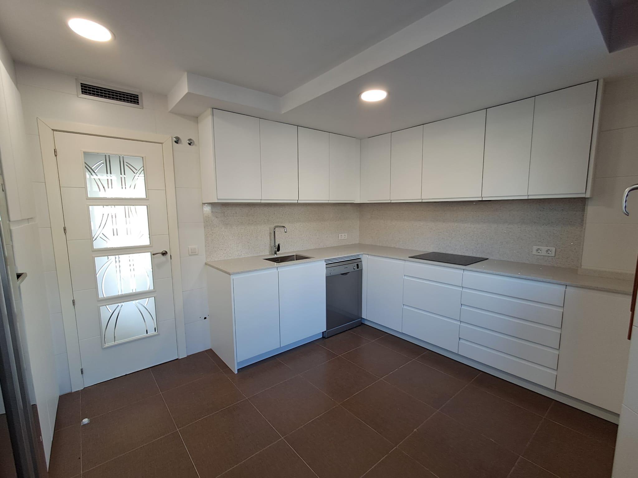 Imagen 25 Casa en venta en Torrefarrera / Casa adosada de alto standing en Torrefarrera