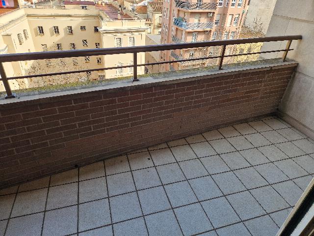 Imagen 4 Inmueble 300375 - Piso en venta en Lleida / Piso de alto standing en Avenida Cataluña