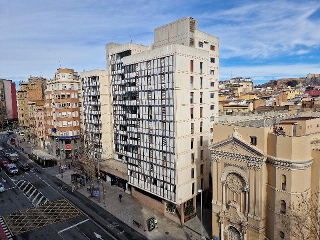Imagen 1 Inmueble 300375 - Piso en venta en Lleida / Piso de alto standing en Avenida Cataluña