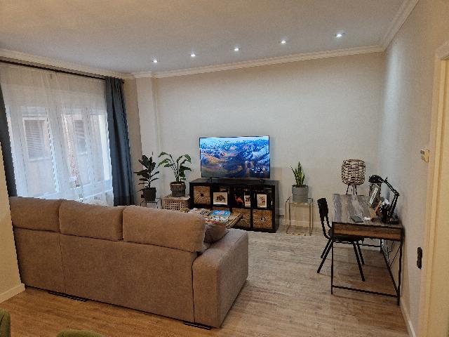 Imagen 4 Inmueble 301387 - Piso en venta en Lleida / Junto aL eje comercial