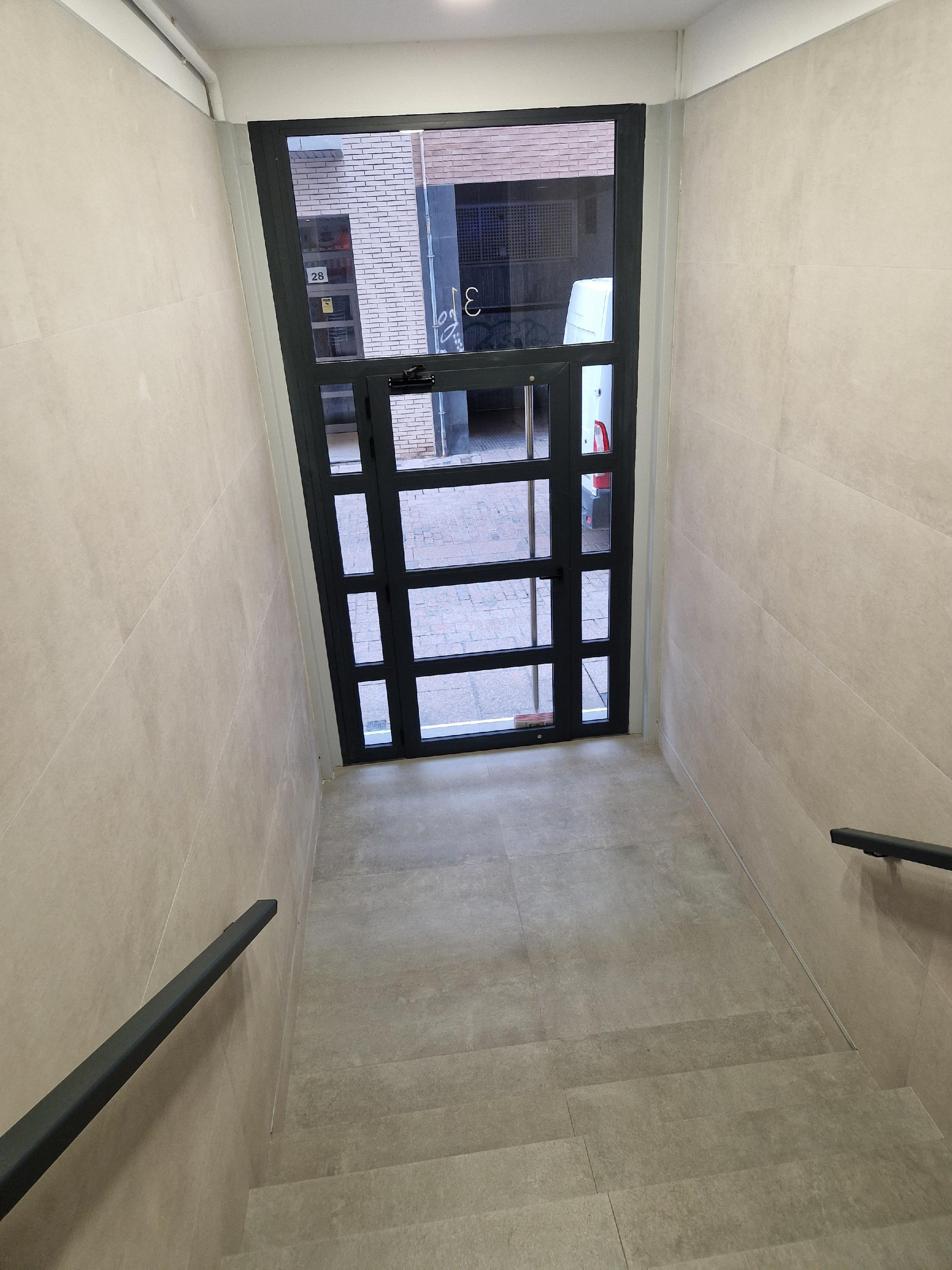 Imagen 16 Piso en venta en Lleida / Junto aL eje comercial