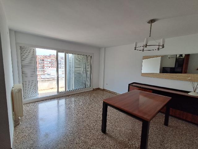 Imagen 3 Inmueble 301803 - Piso en venta en Lleida / Espectacular ático en zona alta