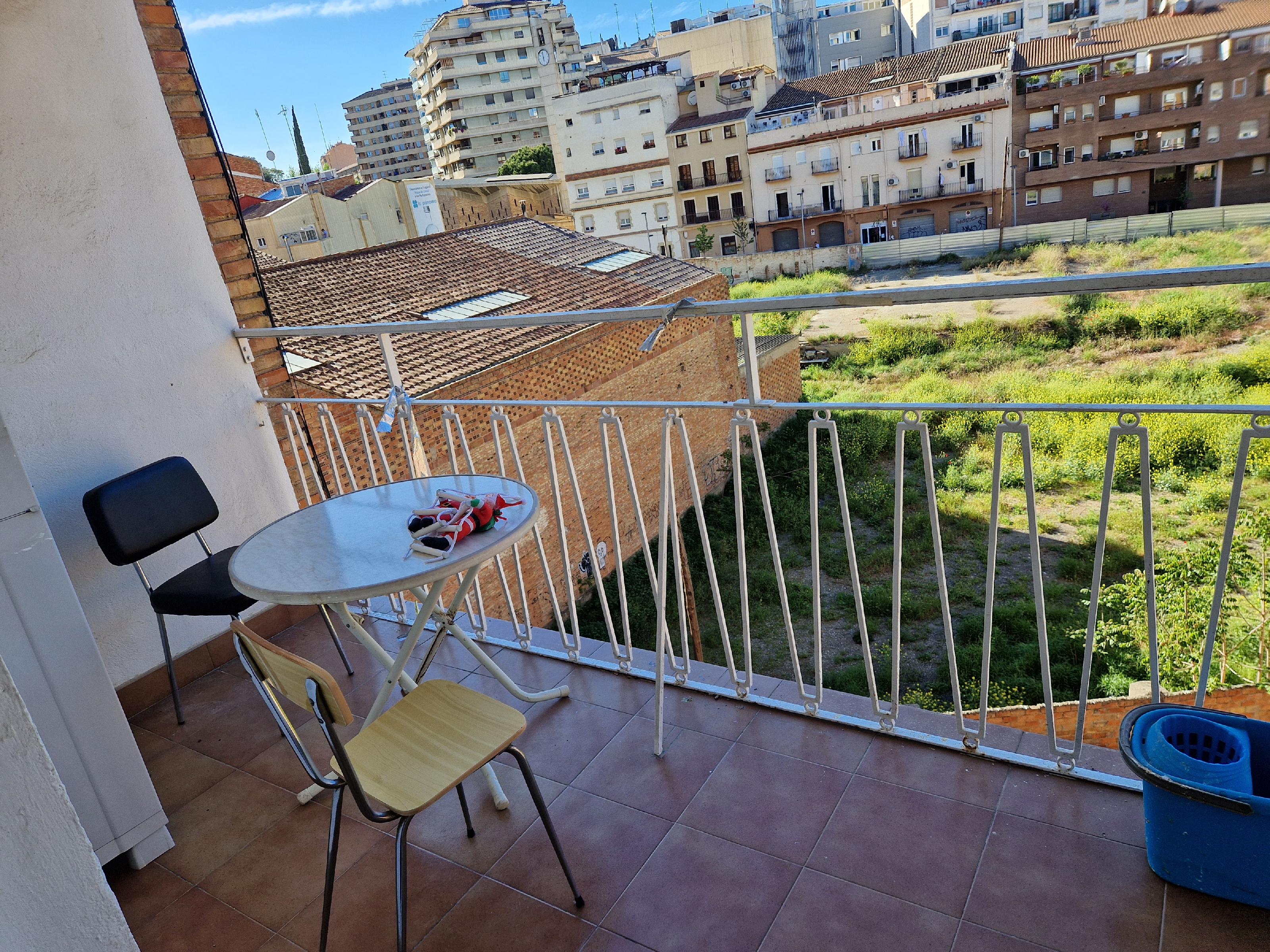 Imagen 3 Piso en venta en Lleida / Avenida de Madrid