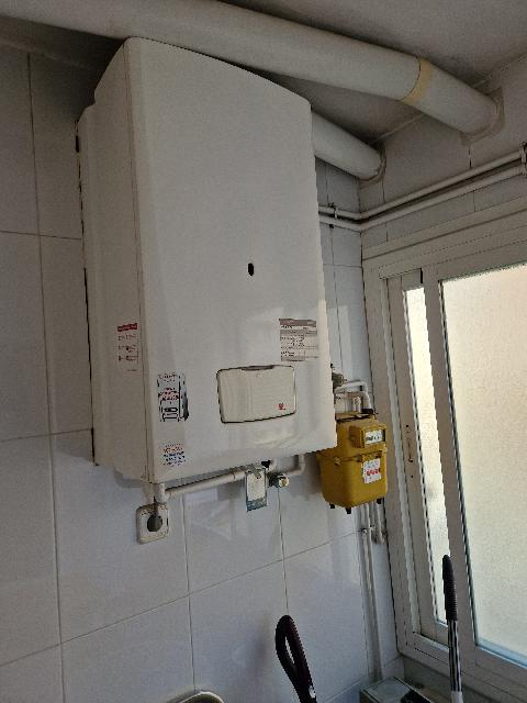 Imagen 16 Inmueble 302267 - Piso en venta en Lleida / Avenida de Madrid