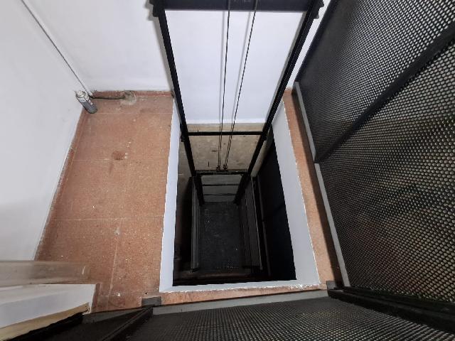 Imagen 17 Inmueble 302857 - Local Comercial en venta en Lleida / Local comercial al centre de Lleida