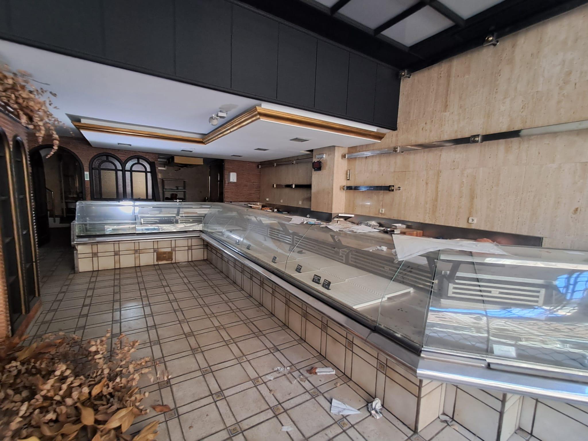 Imagen 1 Local Comercial en venta en Lleida / Local comercial al centre de Lleida