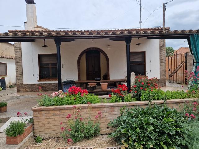 Imagen 13 Inmueble 302960 - Casa en venta en Almacelles / Chalet en planta en Almacelles
