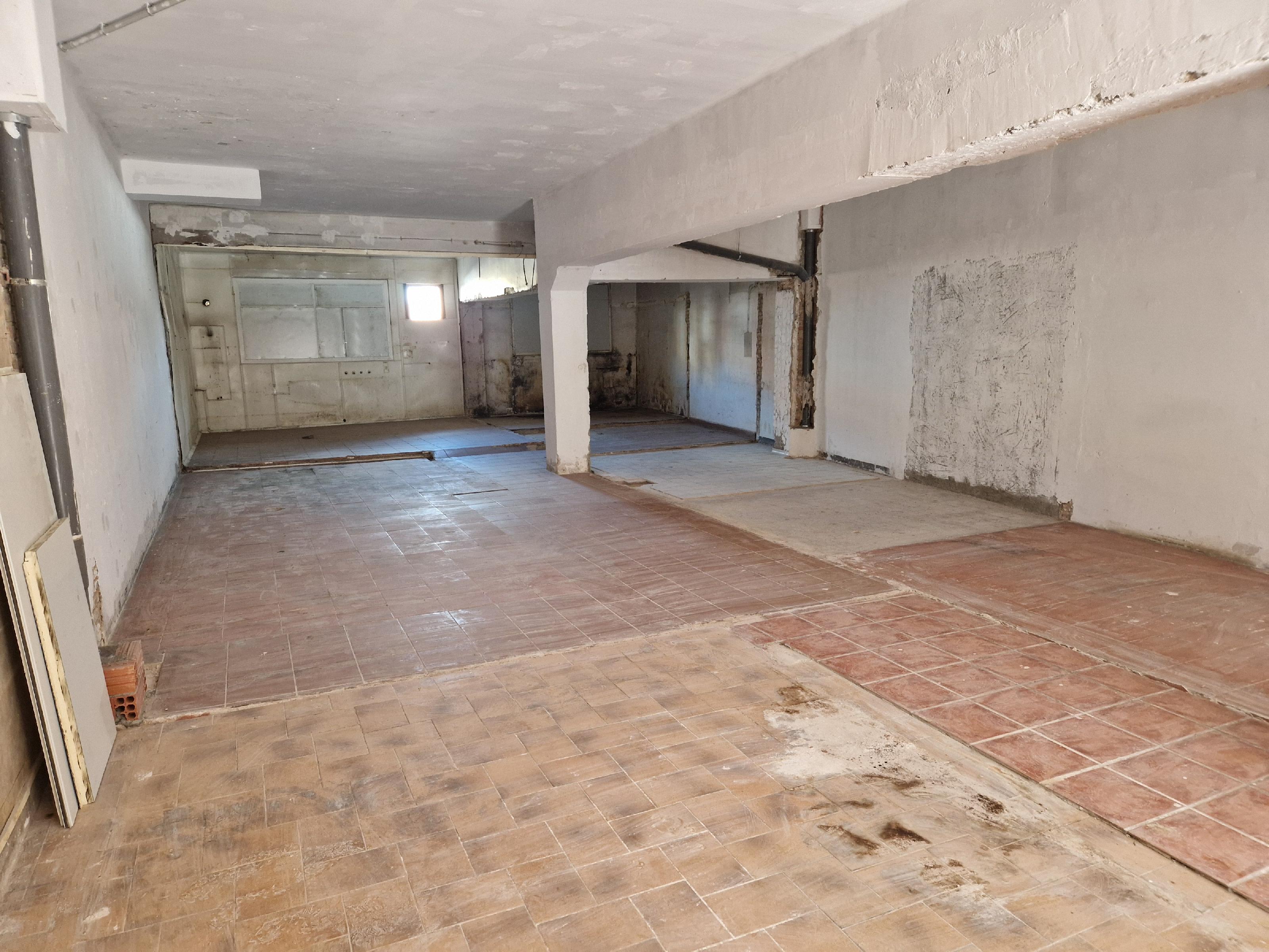 Imagen 1 Local Comercial en venta en Lleida / Local en Balafia