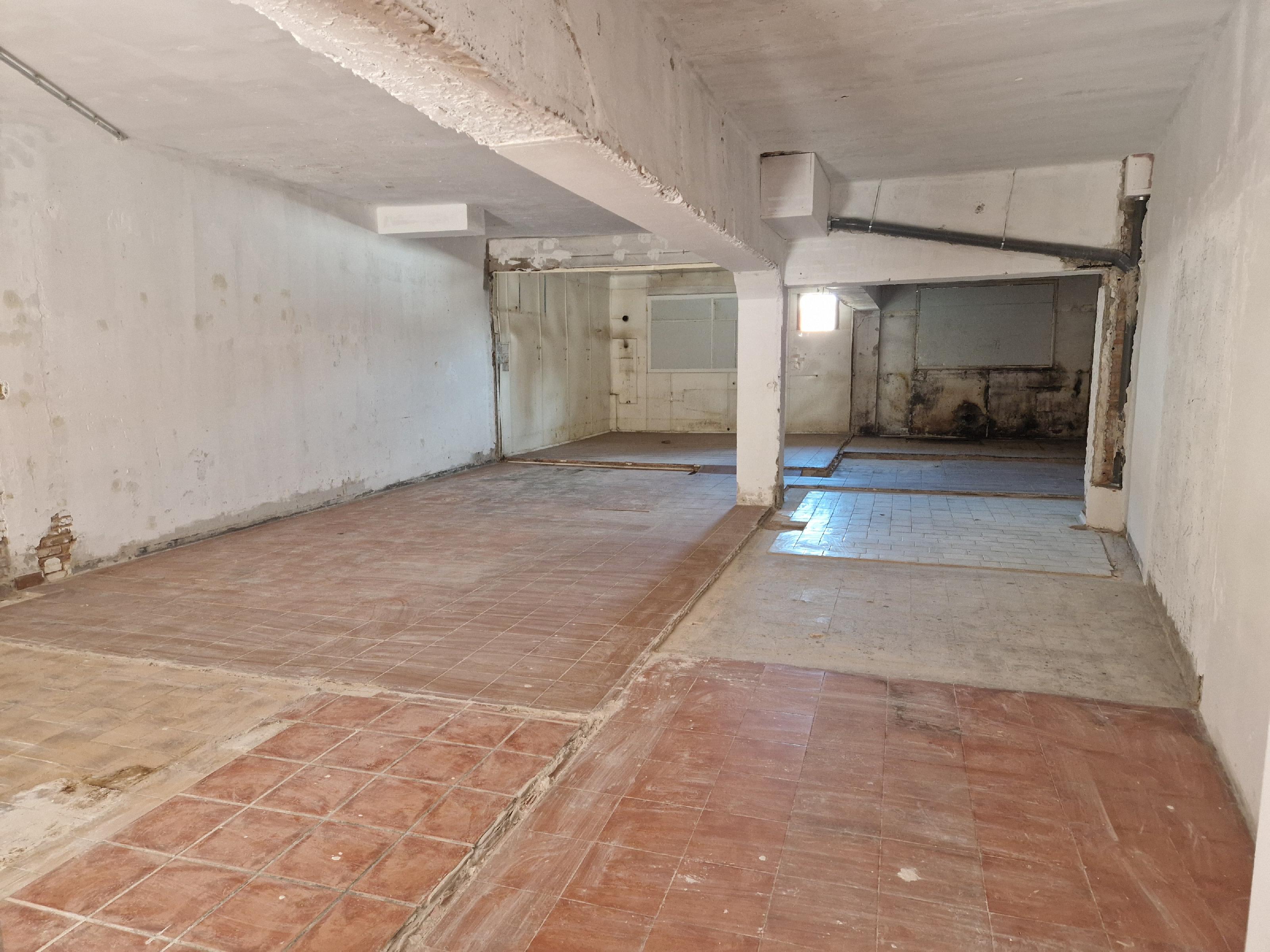 Imagen 4 Local Comercial en venta en Lleida / Local en Balafia