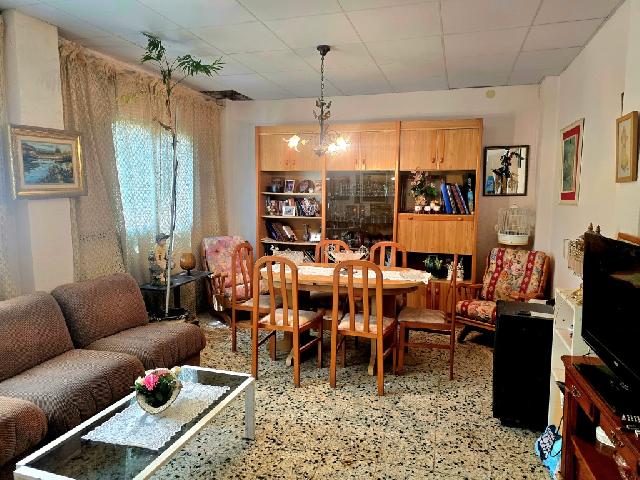 Imagen 11 Inmueble 303869 - Casa en venta en Alcarràs / Magnífica torre con patio y terreno rústico