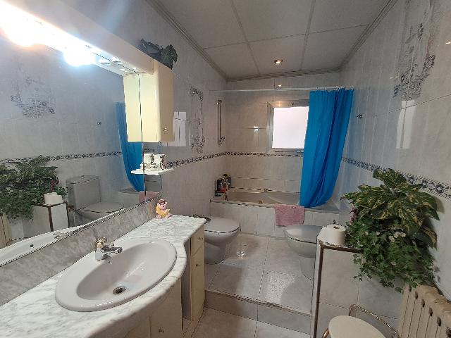 Imagen 7 Inmueble 304073 - Piso en venta en Lleida / Piso señorial junto a Humbert Torres