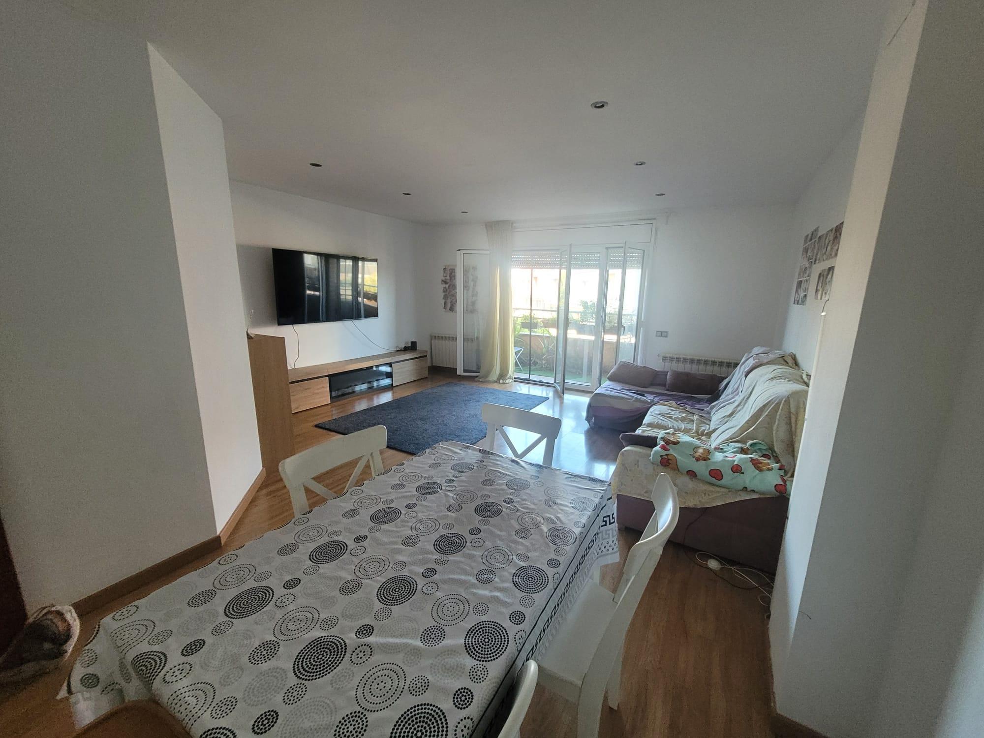 Imagen 2 Casa en venta en Lleida / Casa adosada en Partida de Llivia