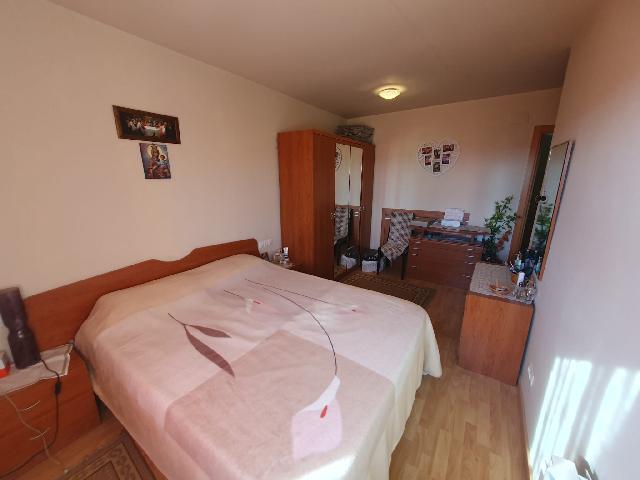 Imagen 10 Inmueble 304346 - Piso en venta en Vilanova De Segrià / Cerca de las piscinas municipales y el pabellón
