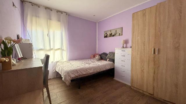 Imagen 4 Inmueble 305225 - Piso en venta en Lleida / Centre de cappont amb ascensor i garatge exterior.