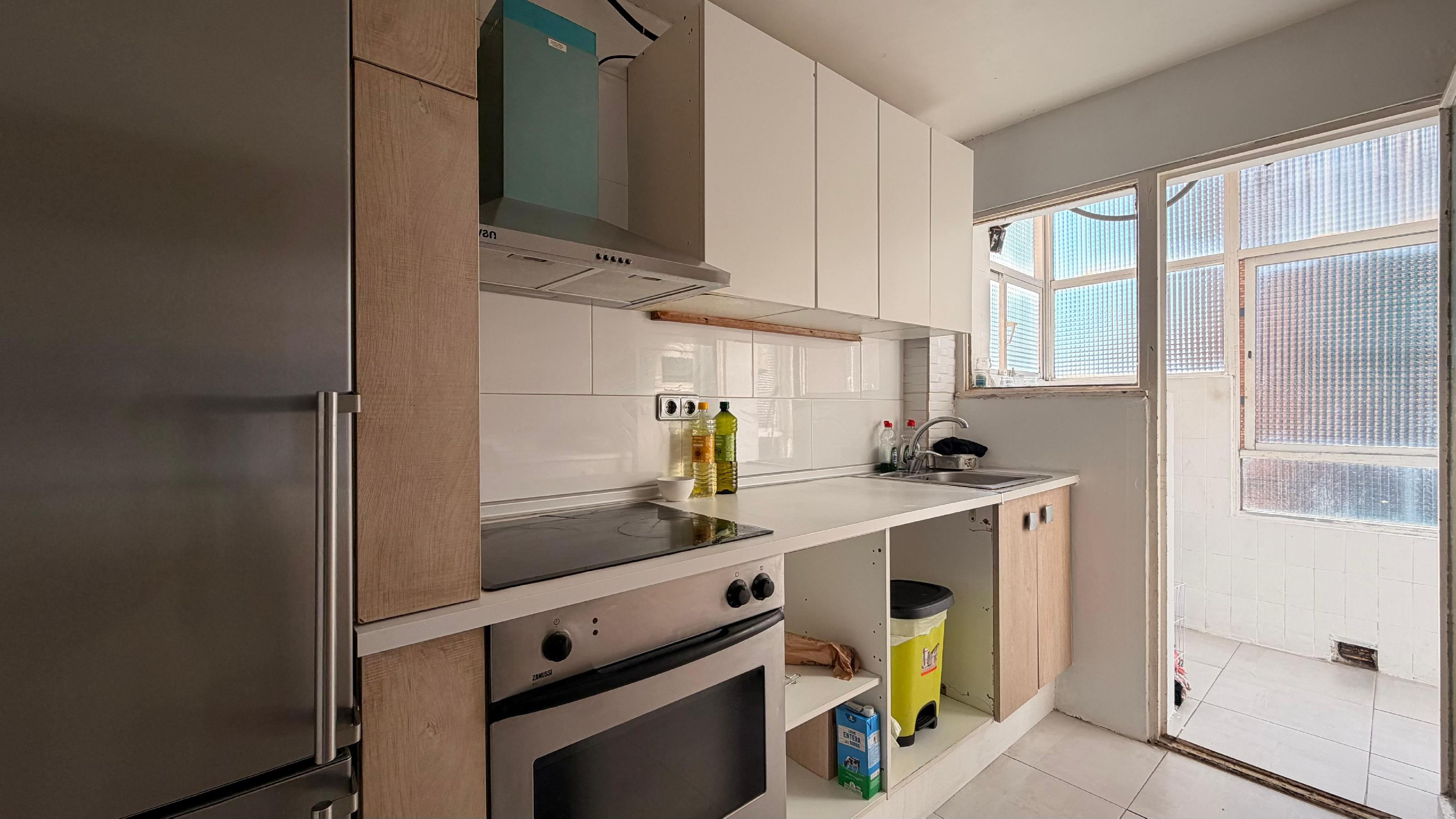 Imagen 11 Piso en venta en Lleida / Centre de cappont amb ascensor i garatge exterior.