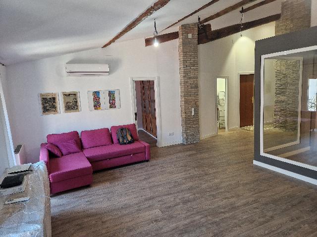 Imagen 4 Inmueble 305610 - Piso en venta en Lleida / Junto al eje comercial