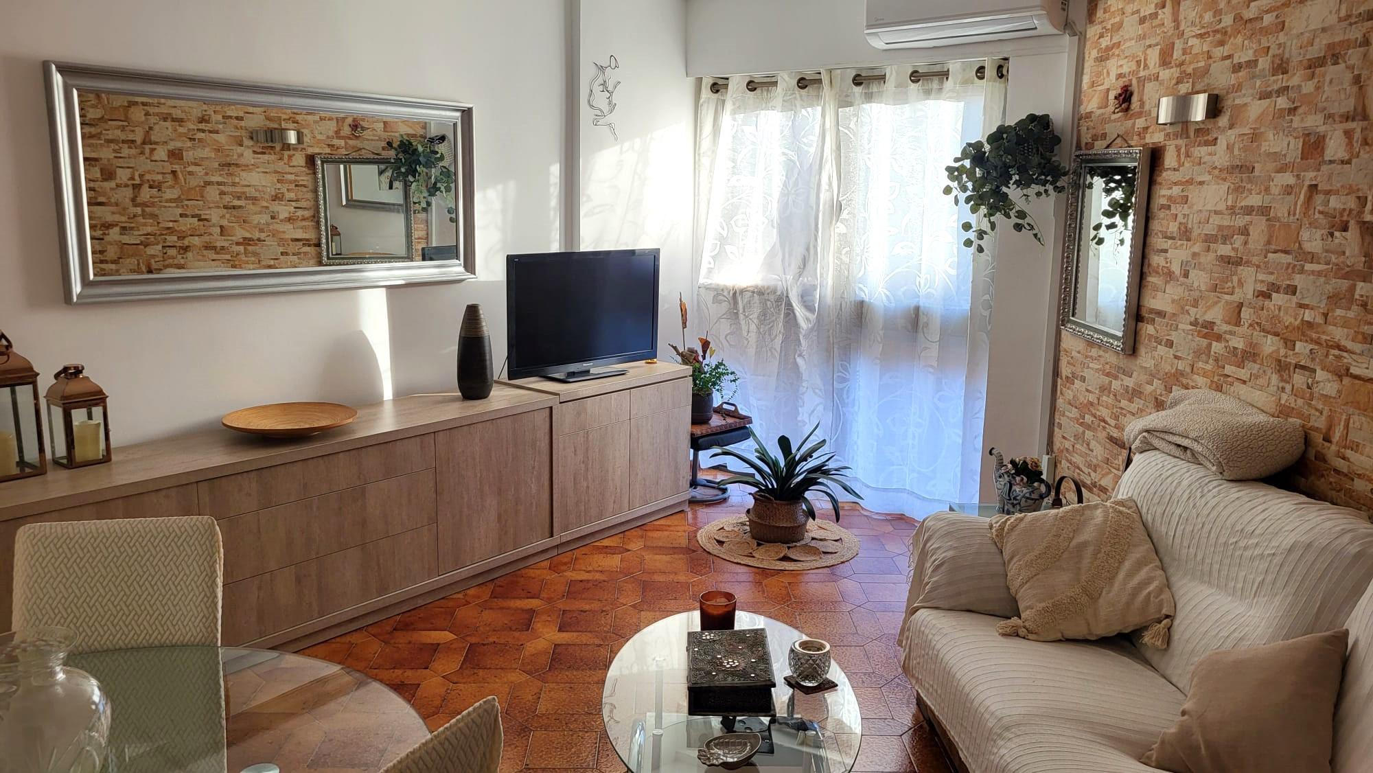 Imagen 1 Piso en venta en Barcelona / Pi i Margall - Joanic
