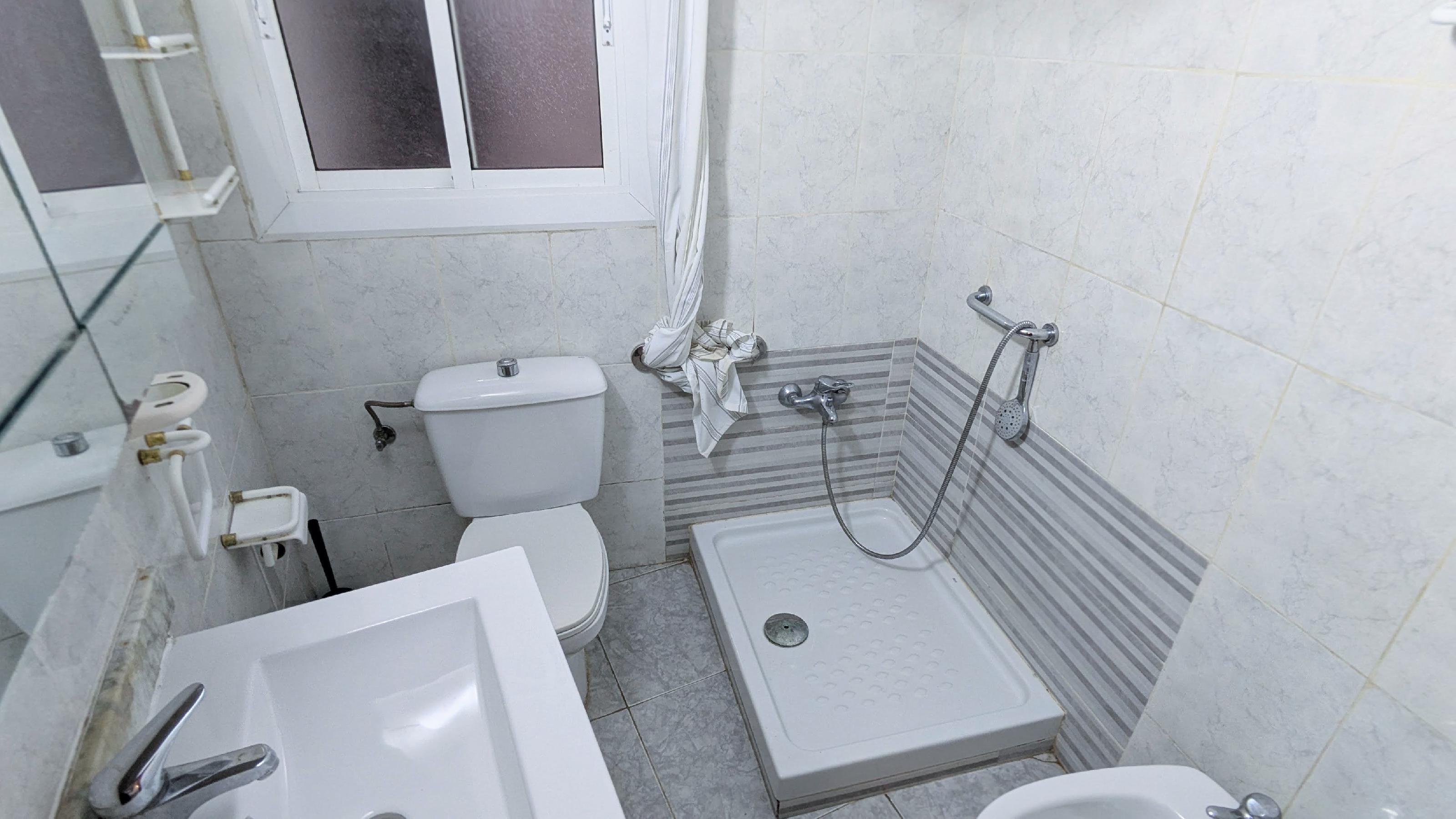 Imagen 11 Piso en venta en Barcelona / Mare de Deu de Montserrat - França