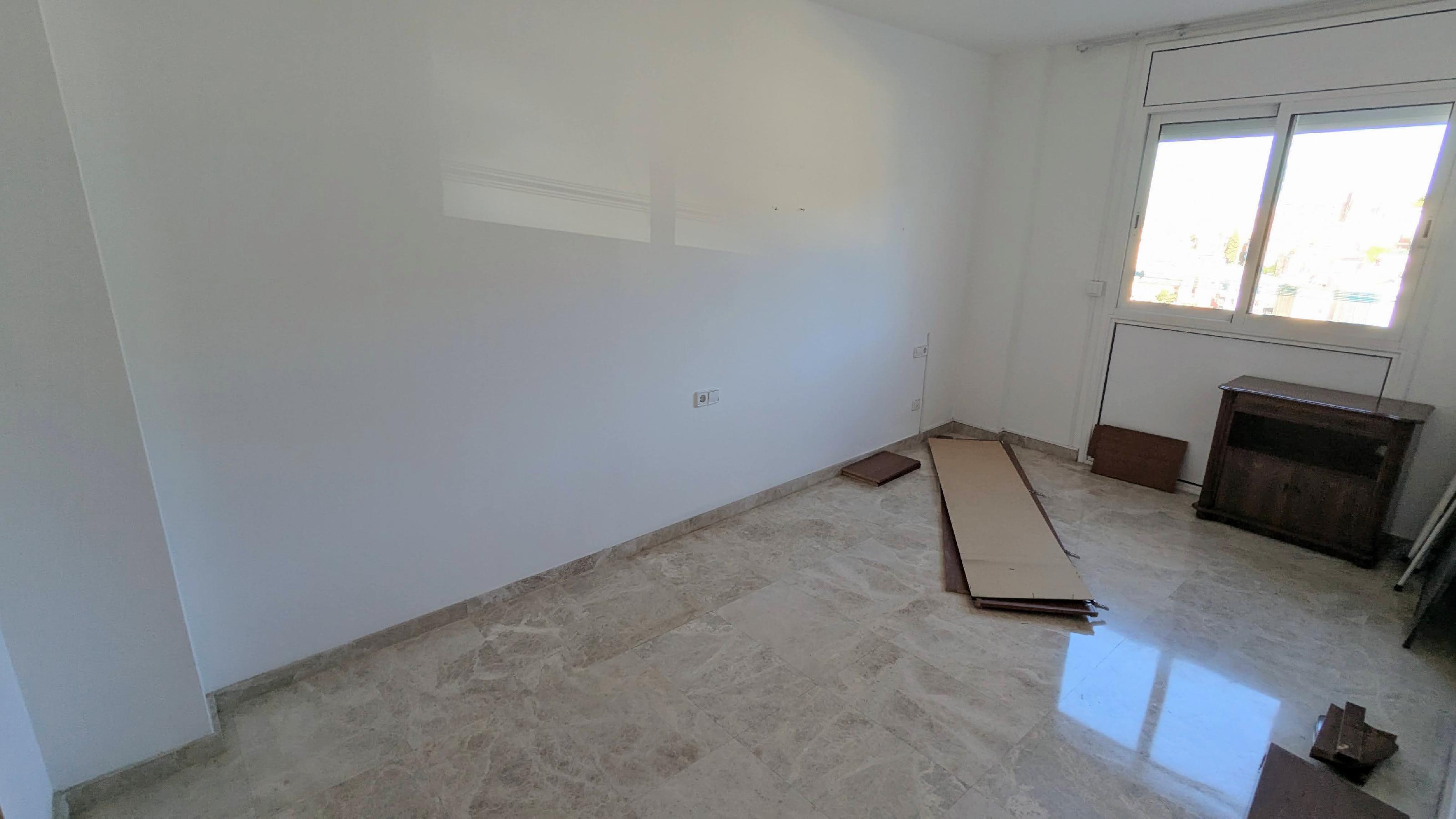 Imagen 15 Piso en venta en Barcelona / Santuari - Parc dels Tres Turons