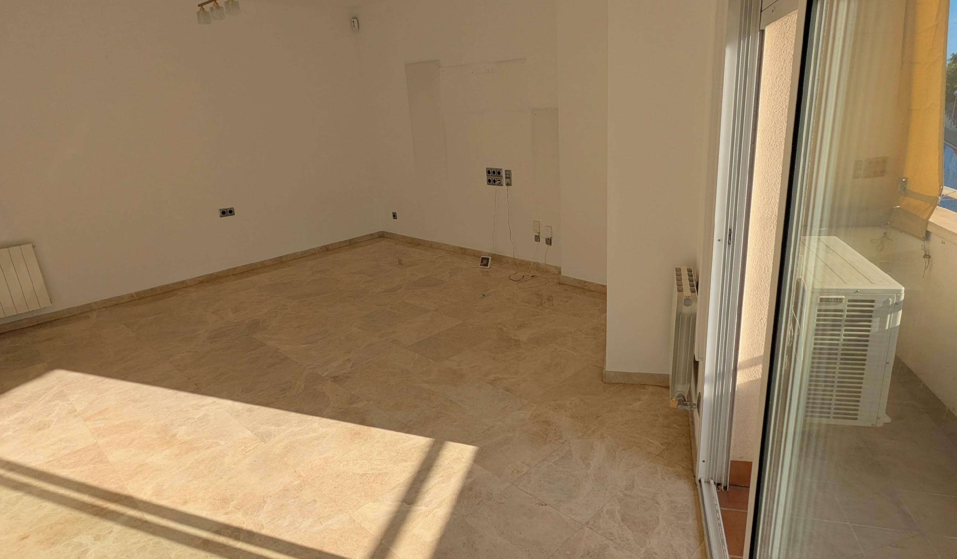 Imagen 6 Piso en venta en Barcelona / Santuari - Parc dels Tres Turons