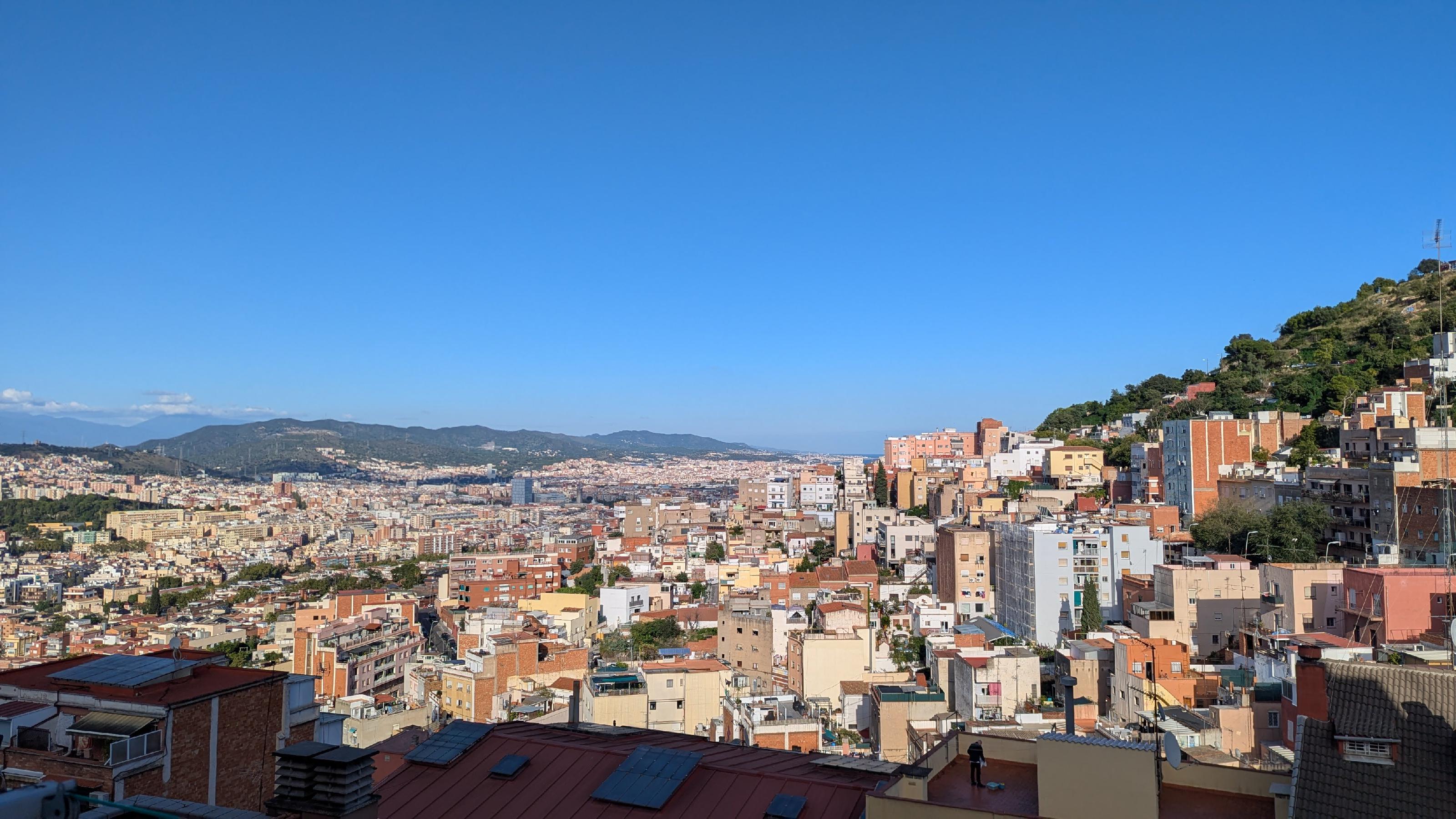 Imagen 1 Piso en venta en Barcelona / Santuari - Parc dels Tres Turons