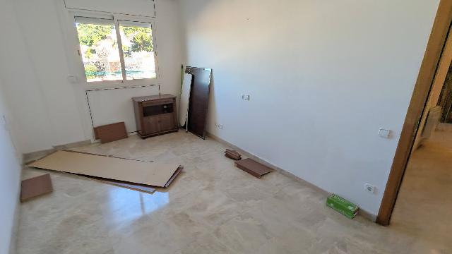 Imagen 13 Inmueble 299741 - Piso en venta en Barcelona / Santuari - Parc dels Tres Turons