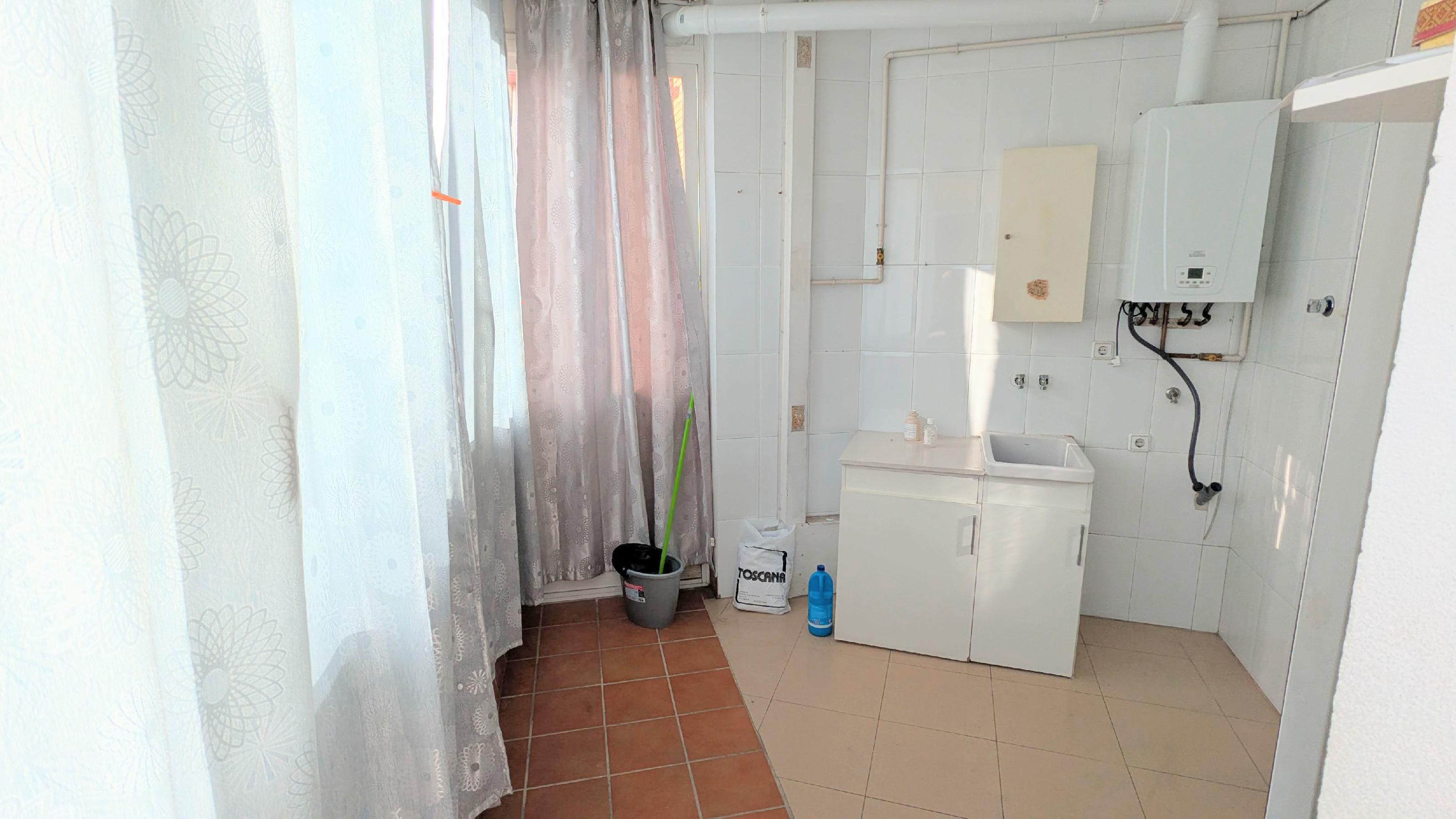 Imagen 12 Piso en venta en Barcelona / Santuari - Parc dels Tres Turons