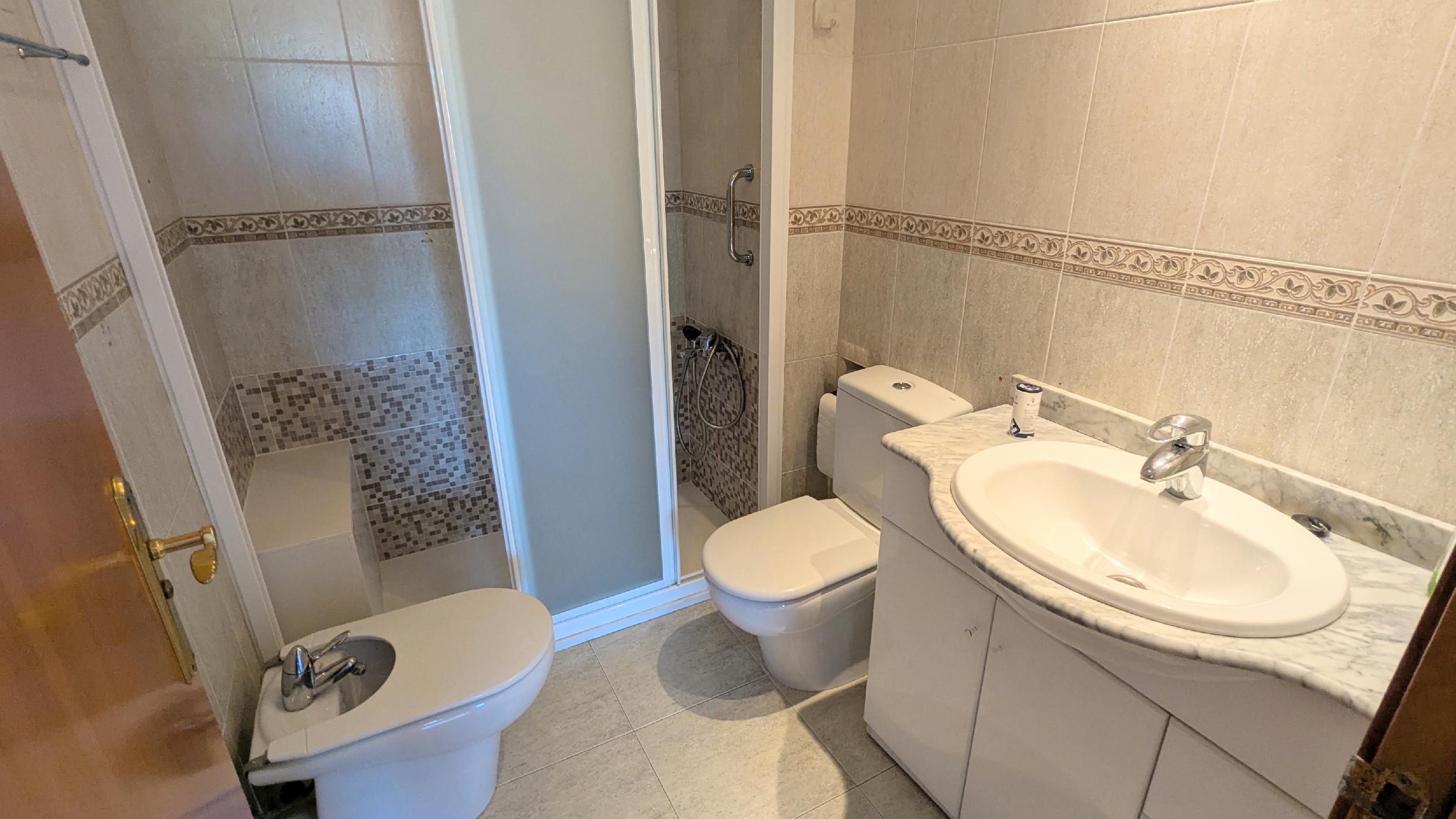 Imagen 16 Piso en venta en Barcelona / Santuari - Parc dels Tres Turons