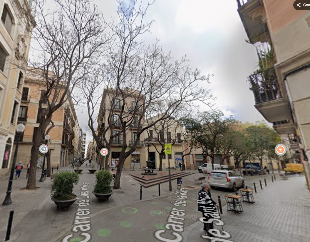 Imagen 1 Local Comercial en venta en Barcelona / Jt. Plaça Gala Placidia