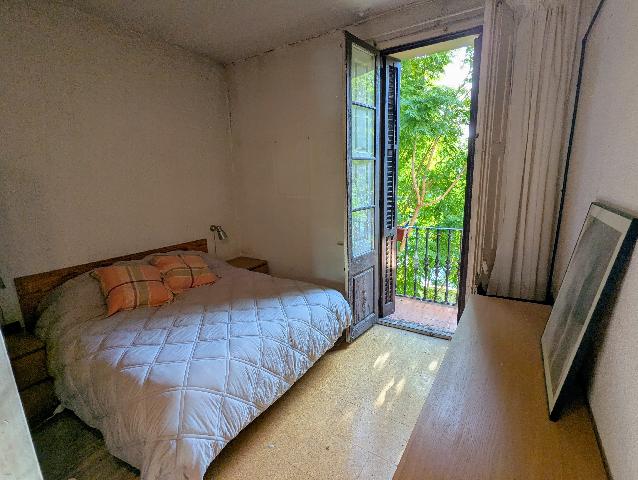 Imagen 6 Inmueble 300513 - Piso en venta en Barcelona / Ramon y Cajal con Plaça Joanic